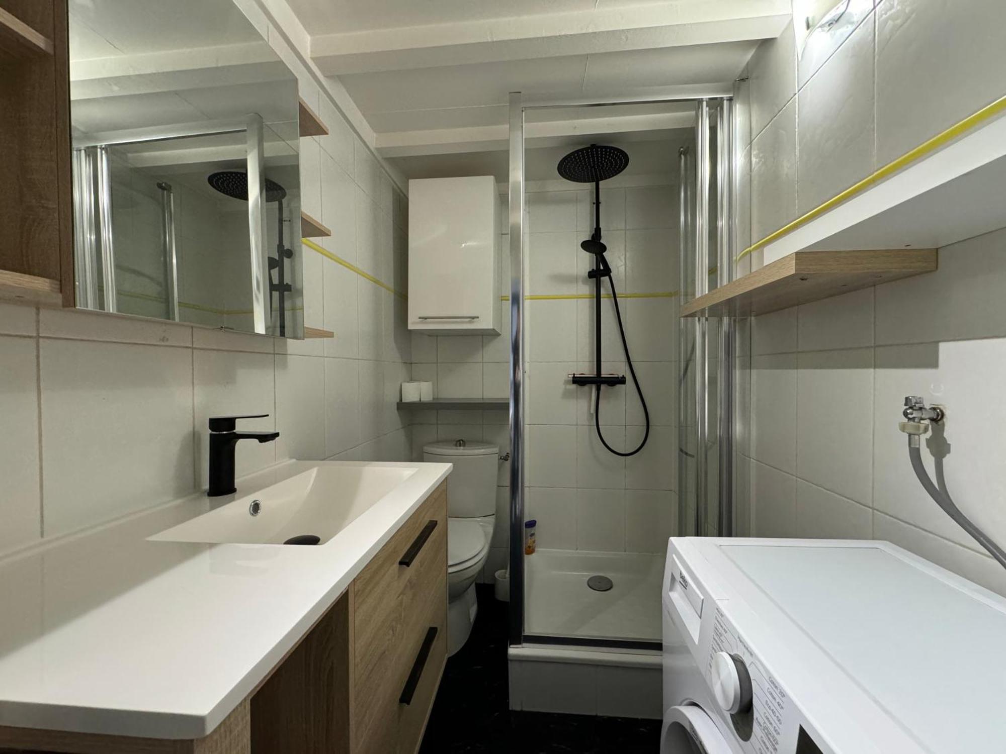 Le Noir Bois Et Blanc - Studio - Wifi - Centre Ville - Entree Autonome Кемпер Экстерьер фото